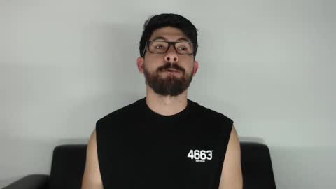 Snapshot of galit_g chatting on November 3, 2025, 10:53 pm Gari online show from November 3, 2025, 10:53 pm