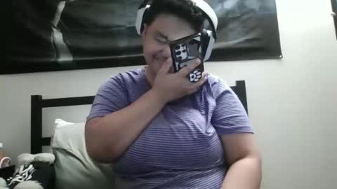 Snapshot of gamergurl3000 chatting on December 1, 2025, 12:59 am GamerGurl online show from December 1, 2025, 12:59 am