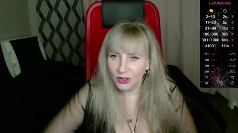 Janette online show from November 16, 2025, 5:18 pm