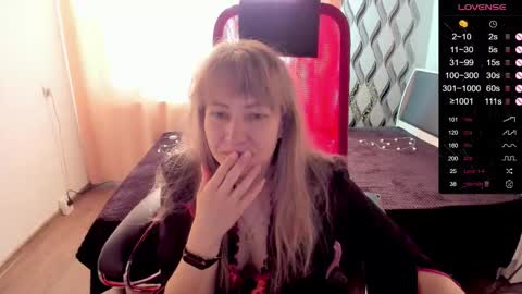 Snapshot of ganet469 chatting on February 9, 2026, 10:41 am Janette online show from February 9, 2026, 10:41 am