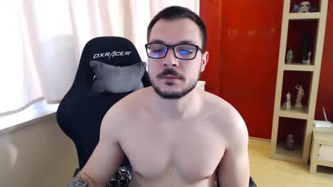 GangstaLover online show from April 17, 2026, 3:31 am