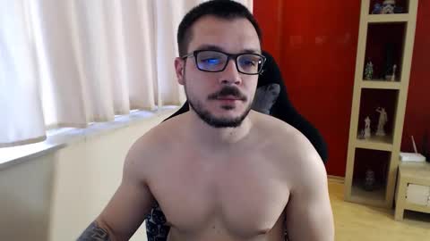 GangstaLover online show from April 18, 2026, 3:32 am