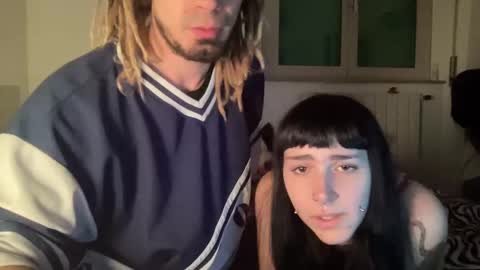 sexandlove23 online show from December 25, 2024, 8:17 pm