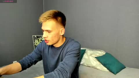 Max and Eva online show from June 21, 2026, 12:08 pm