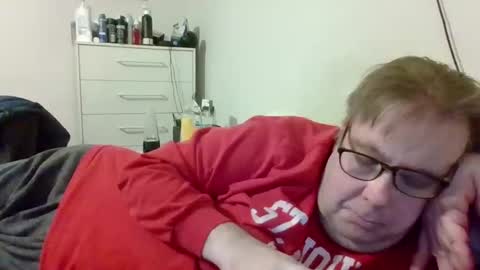 Snapshot of garyg930 chatting on February 4, 2026, 2:06 am Gary online show from February 4, 2026, 2:06 am