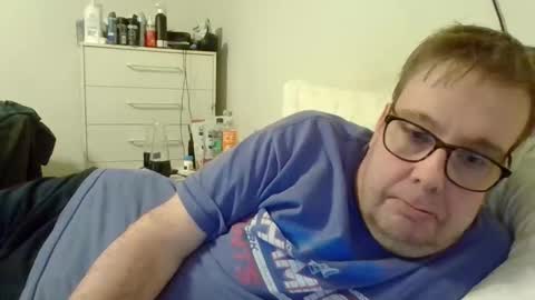 Snapshot of garyg930 chatting on February 14, 2026, 2:08 am Gary online show from February 14, 2026, 2:08 am