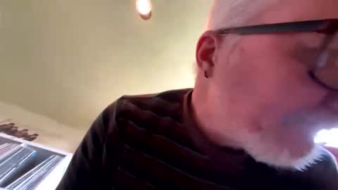 Snapshot of garypumpt chatting on December 14, 2025, 5:40 pm marvin pumpt online show from December 14, 2025, 5:40 pm
