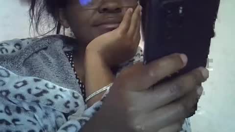 gasielah online show from April 12, 2026, 8:08 am