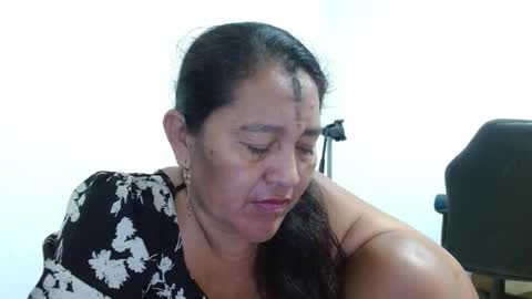 Snapshot of gatika_sexy chatting on February 19, 2026, 1:01 am katia online show from February 19, 2026, 1:01 am