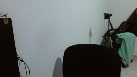 Snapshot of gatika_sexy chatting on March 2, 2026, 6:03 am katia online show from March 2, 2026, 6:03 am