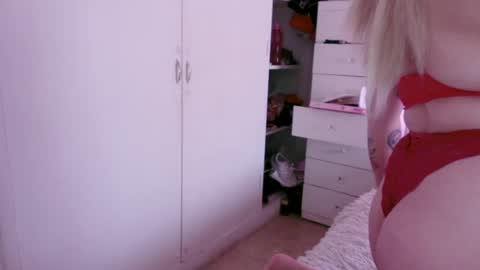 Snapshot of gatitahorny69 chatting on June 19, 2026, 3:27 pm gatitahorny69 online show from June 19, 2026, 3:27 pm