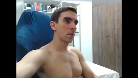 gatosarado23 online show from February 6, 2025, 2:22 am