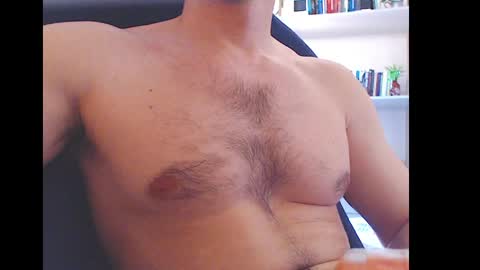 gatosarado23 online show from June 8, 2026, 3:12 pm