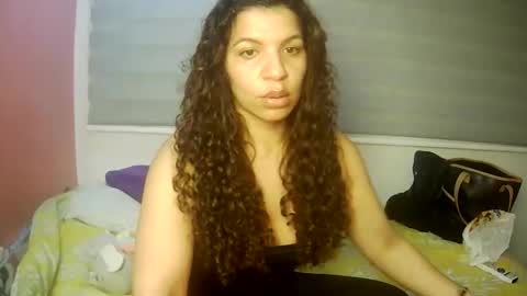 Snapshot of gatubelahotxxx chatting on April 5, 2026, 12:19 am gatubelahotxxx online show from April 5, 2026, 12:19 am