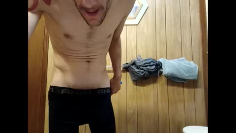 Snapshot of gatz21590 chatting on September 28, 2025, 3:45 am gatz21590 online show from September 28, 2025, 3:45 am