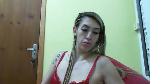 Monique online show from January 6, 2025, 9:43 pm