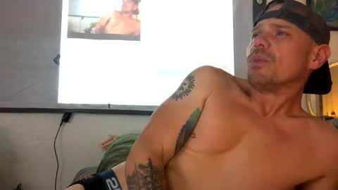 Snapshot of gay4a_day chatting on January 30, 2025, 7:18 am Curious online show from January 30, 2025, 7:18 am