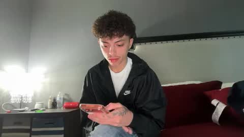 Snapshot of gayboyhtx chatting on April 7, 2026, 12:00 am Jose online show from April 7, 2026, 12:00 am