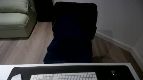 Snapshot of gaycut9093 chatting on February 21, 2026, 8:43 pm gaycut9093 online show from February 21, 2026, 8:43 pm