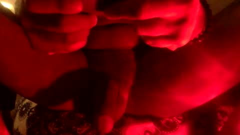 gayngmmbbr online show from April 13, 2026, 5:13 am