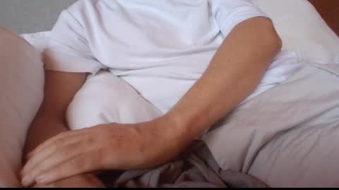 Snapshot of gccurious76 chatting on February 12, 2025, 4:01 am GCGuy online show from February 12, 2025, 4:01 am