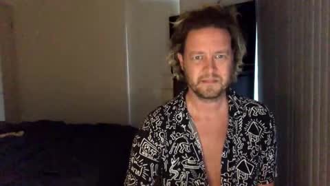 Snapshot of gcsurfer81 chatting on February 10, 2025, 8:09 am gcsurfer81 online show from February 10, 2025, 8:09 am