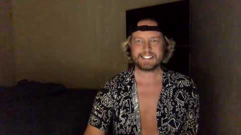 Snapshot of gcsurfer81 chatting on February 21, 2025, 8:40 am gcsurfer81 online show from February 21, 2025, 8:40 am