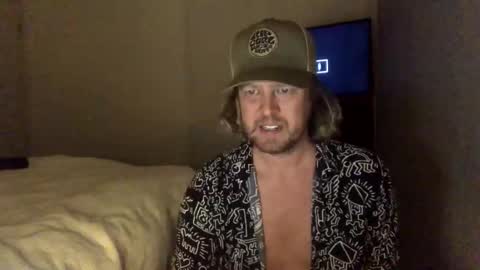 Snapshot of gcsurfer81 chatting on September 10, 2025, 8:58 am gcsurfer81 online show from September 10, 2025, 8:58 am