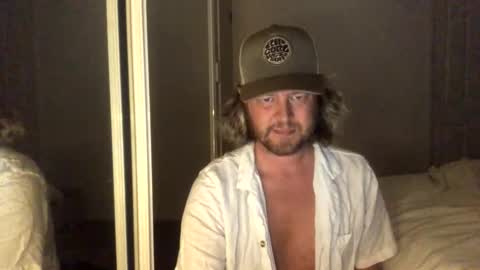 Snapshot of gcsurfer81 chatting on October 18, 2025, 9:32 am gcsurfer81 online show from October 18, 2025, 9:32 am