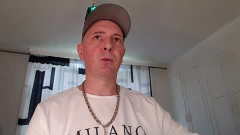 Snapshot of geefoxx chatting on June 13, 2026, 3:10 pm geefoxx online show from June 13, 2026, 3:10 pm