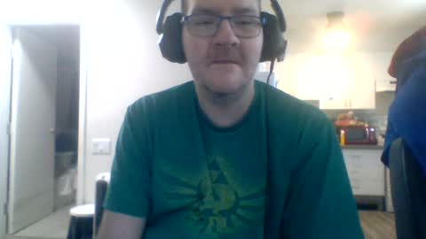 Snapshot of geekgamer41 chatting on July 11, 2026, 5:48 pm geekgamer41 online show from July 11, 2026, 5:48 pm