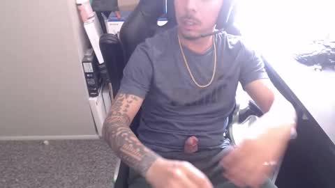 Snapshot of gefeeer chatting on September 18, 2025, 4:09 pm gefeeer online show from September 18, 2025, 4:09 pm