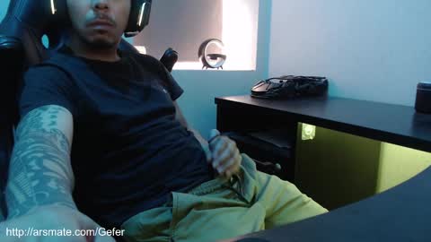 Snapshot of gefeeer chatting on October 30, 2025, 7:36 pm gefeeer online show from October 30, 2025, 7:36 pm