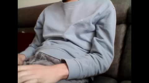 geil123569551 online show from April 13, 2026, 3:28 pm