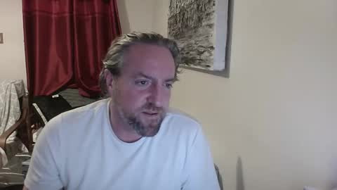 gemini_viking82 online show from April 14, 2026, 3:56 am