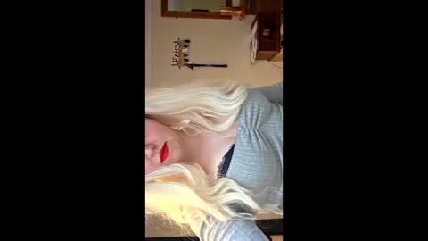Snapshot of gemmaquinzel chatting on November 26, 2025, 2:29 pm gemmaquinzel online show from November 26, 2025, 2:29 pm