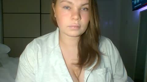 Snapshot of gemmarmalade chatting on April 15, 2026, 7:04 am GEMMARMALADE online show from April 15, 2026, 7:04 am