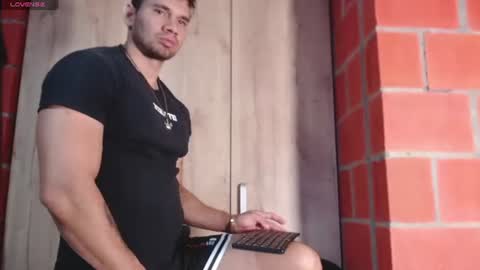 Snapshot of gendersonfit chatting on June 16, 2026, 2:41 pm gendersonfit online show from June 16, 2026, 2:41 pm