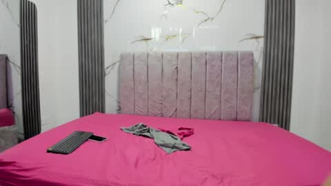 gendy_lovers online show from July 13, 2026, 2:53 pm