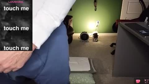 generalbliss online show from December 15, 2025, 4:06 am