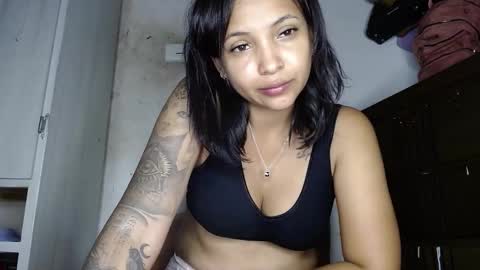 Snapshot of genesis_03_ chatting on October 31, 2025, 5:08 am genesis_03_ online show from October 31, 2025, 5:08 am