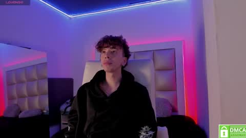 Snapshot of genesis_js chatting on March 1, 2026, 5:42 am genesis_js online show from March 1, 2026, 5:42 am