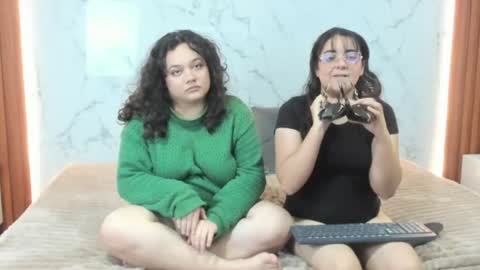 genesis_y_moon online show from July 28, 2026, 12:48 pm