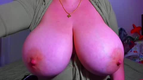 Snapshot of genifersweet chatting on December 2, 2024, 11:56 am genifersweet online show from December 2, 2024, 11:56 am