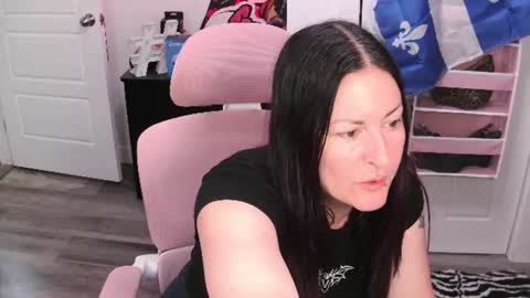 Genny Rock   and  online show from July 10, 2026, 3:03 pm