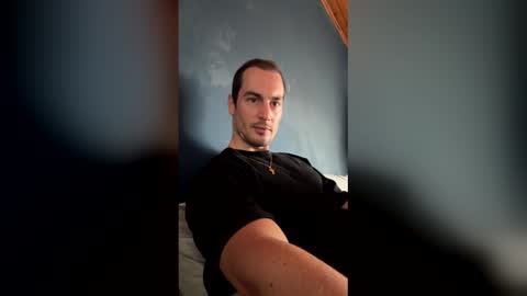Snapshot of genraro69 chatting on May 16, 2026, 2:16 pm Genaro online show from May 16, 2026, 2:16 pm