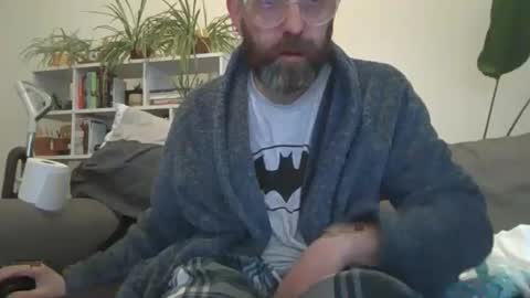 Snapshot of geon2xx chatting on November 23, 2025, 8:58 am Geon online show from November 23, 2025, 8:58 am