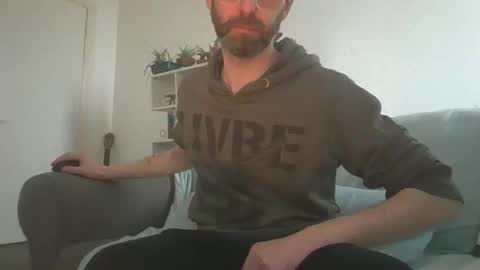 Snapshot of geon2xx chatting on March 12, 2026, 9:48 am Geon online show from March 12, 2026, 9:48 am