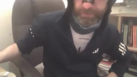 Snapshot of geon2xx chatting on April 2, 2026, 7:55 pm Geon online show from April 2, 2026, 7:55 pm