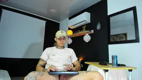 Snapshot of george_prince2 chatting on January 6, 2025, 6:47 am independent model online show from January 6, 2025, 6:47 am